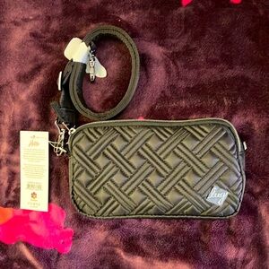 BNWT Lug Coupe XL Convertible Crossbody Bag (black)